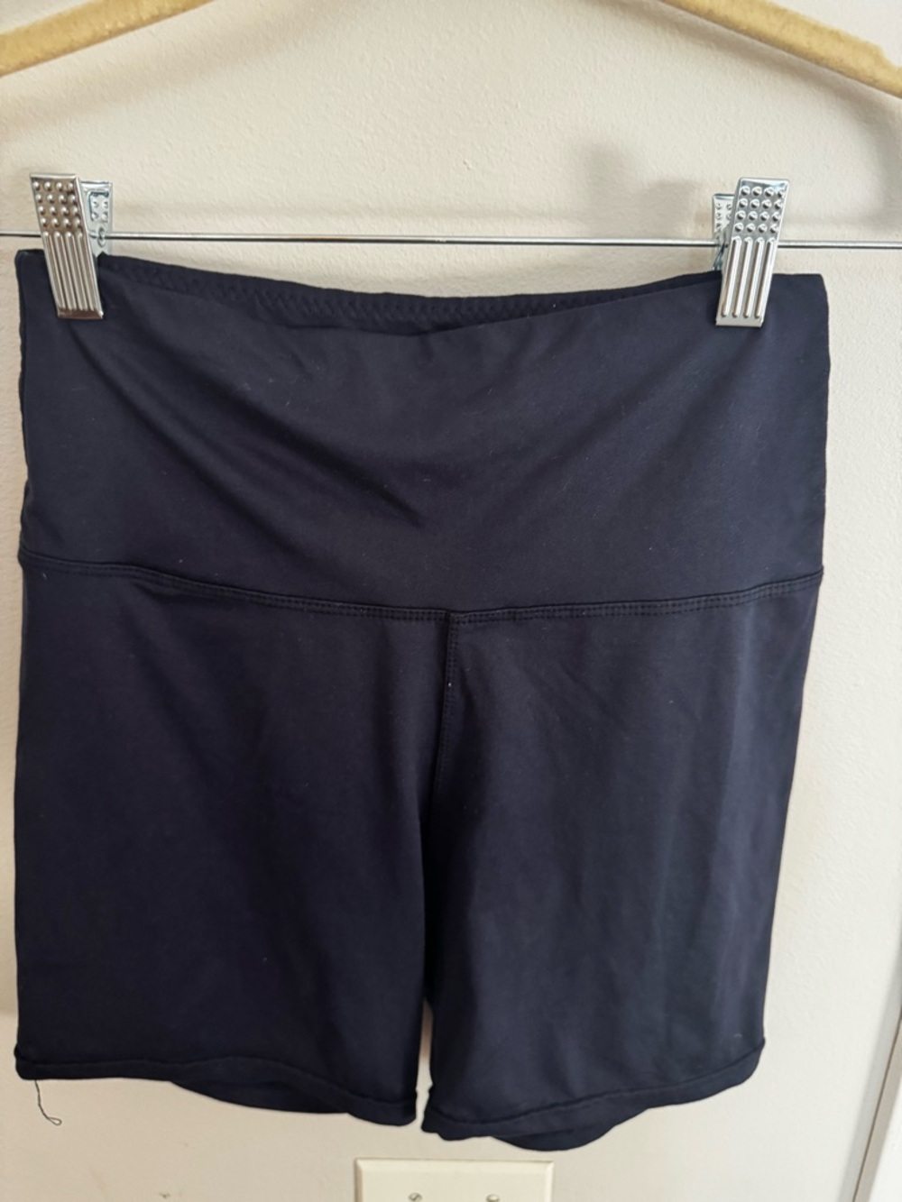 BUNDLE OF 3 biker yoga shorts - mauve, black and navy - Picture 8 of 11